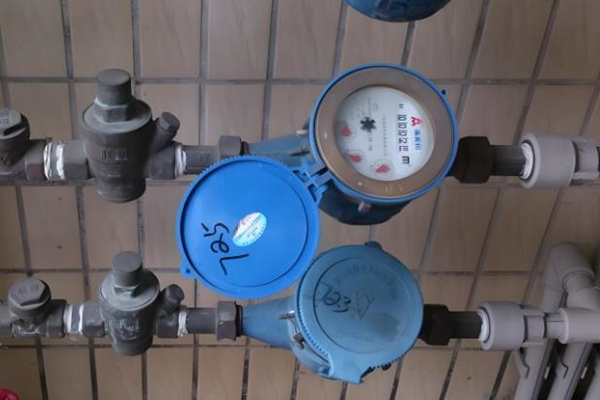 電子遠傳水表選購技巧，30年水表專家經驗總結！